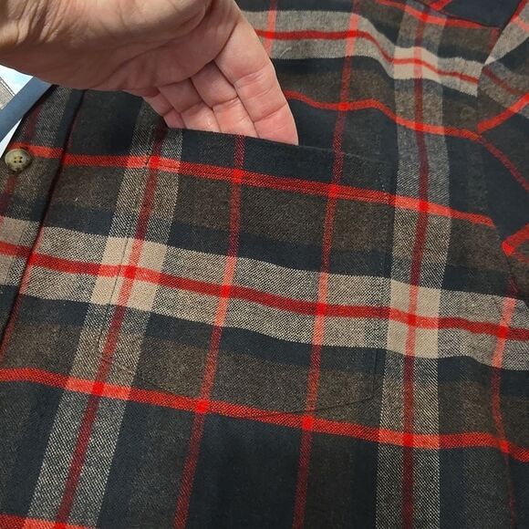 Pendleton Woolen Mills Men's  Flannel Shirt Medium NWT - Picture 4 of 16